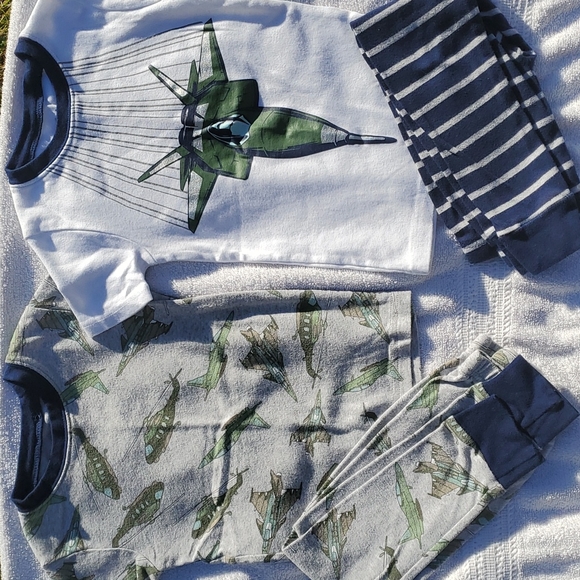 *SOLD*Toddler Boys Carter's Pajama Bundle - Picture 2 of 6